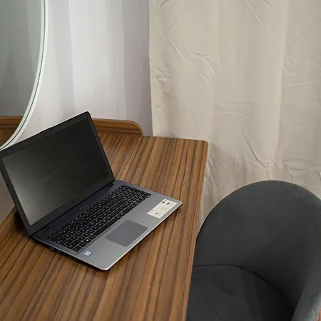 Apartment Square Haven A W. Balcony