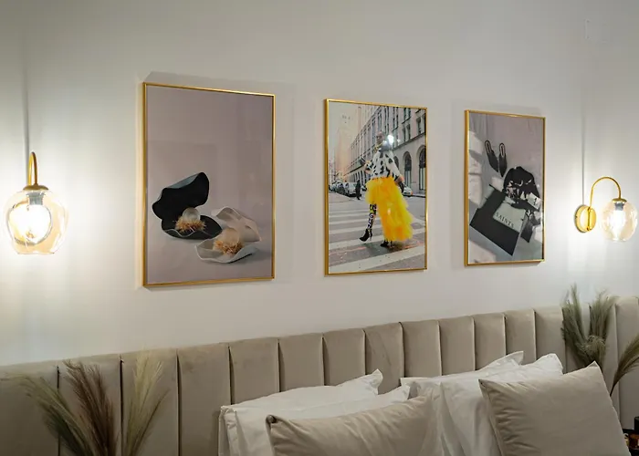 Square Haven B W Balcony