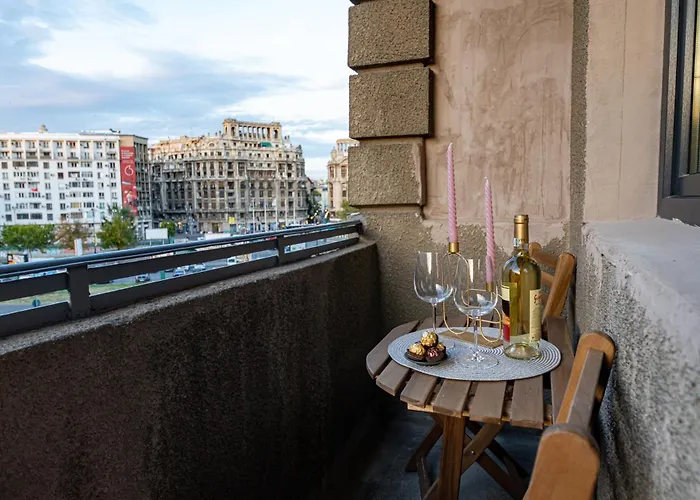 公寓 Square Haven B W Balcony