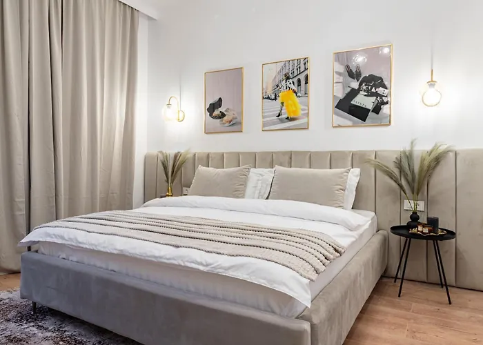 Appartement Square Haven B W Balcony *